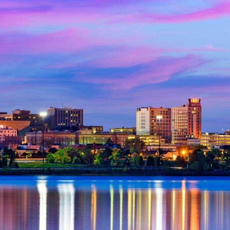 Exploring the Role of Sober Living Homes in Maine | Portland Treatment in Maine | PHP IOP OP and Sober living in Maine