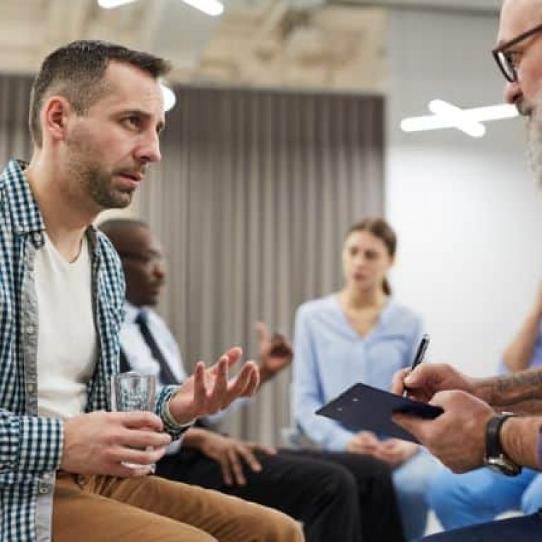 Understanding Alcohol Withdrawal Symptoms and Treatment