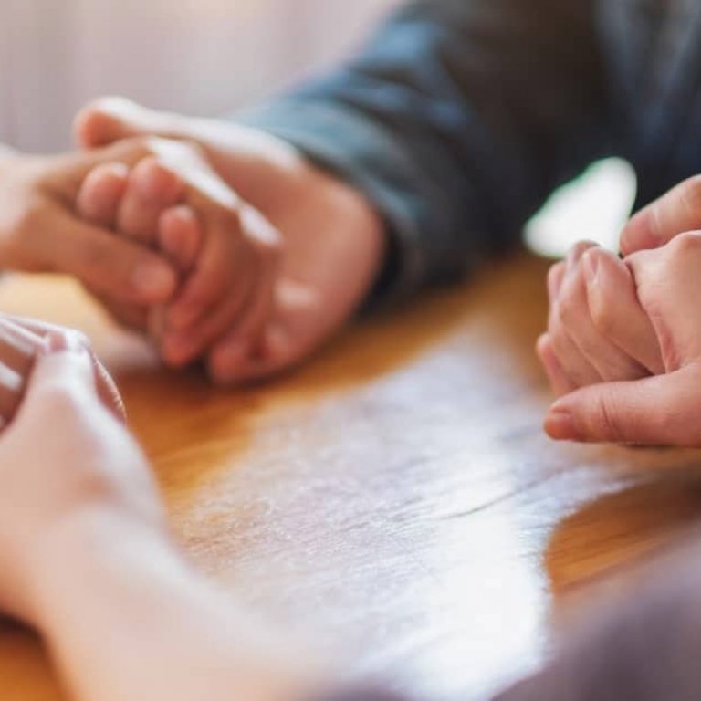 Holistic Therapies in Maine Drug Rehab | Portland treatment in Maine | PHP IOP in ME